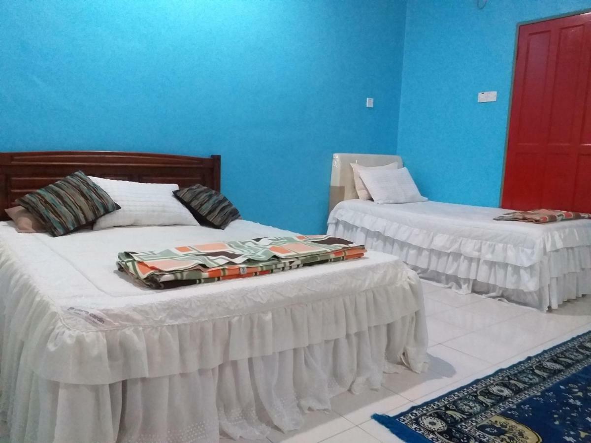 Assalam Homestay Seri Iskandar Exterior foto